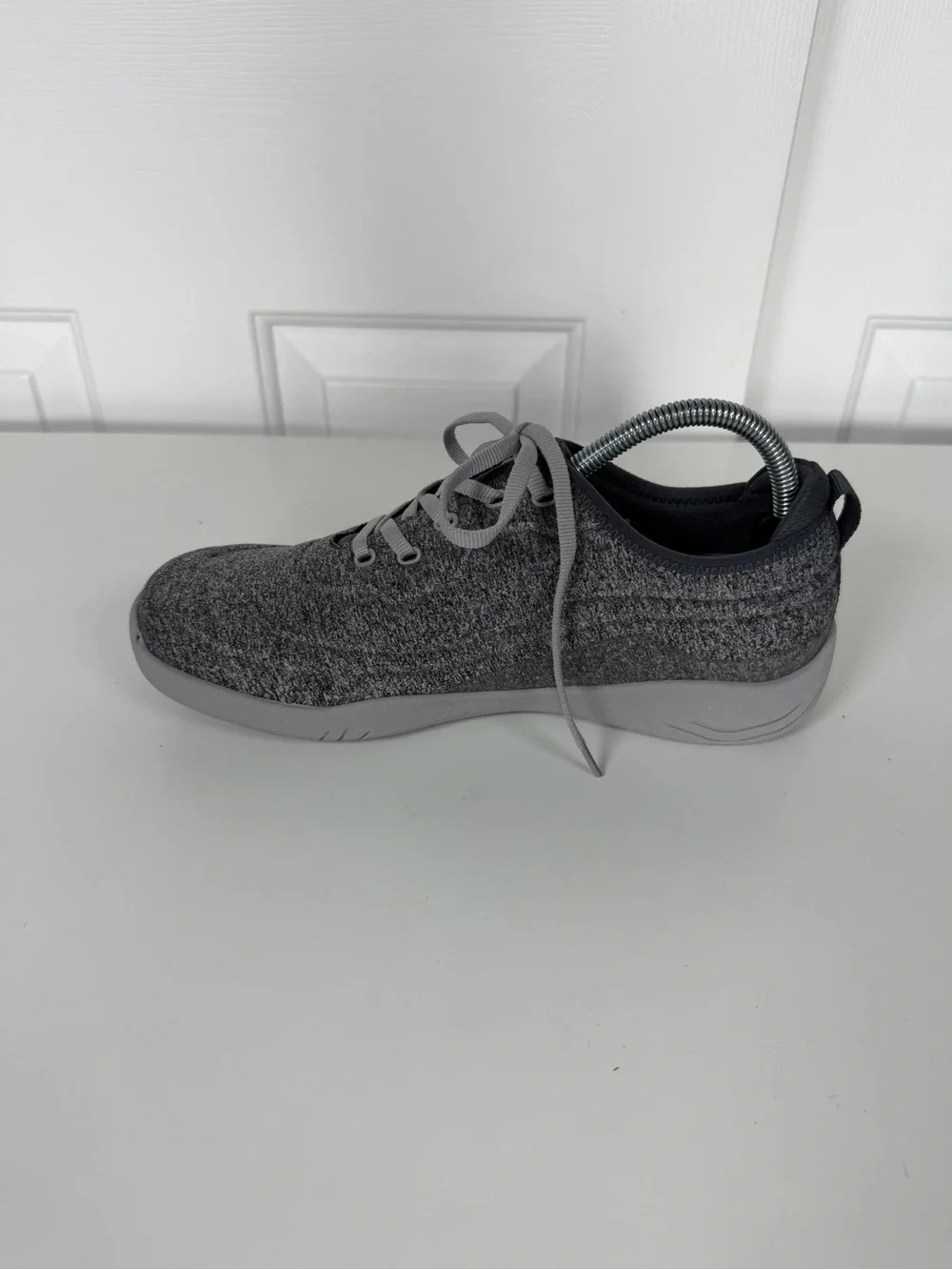 Alegria Women's Liber8 Sneakers in Static Grey Women’s Size 39.5